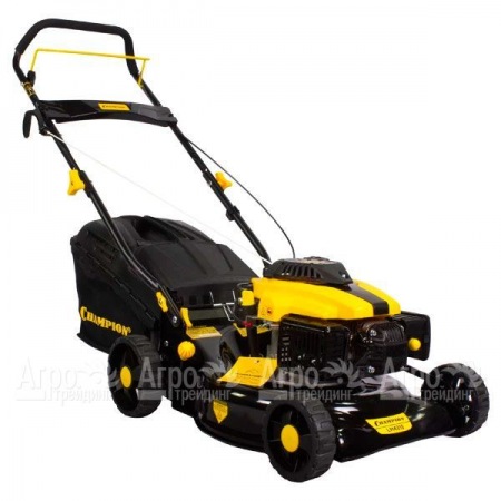 Газонокосилка бензиновая Champion LM4215 в Саратове